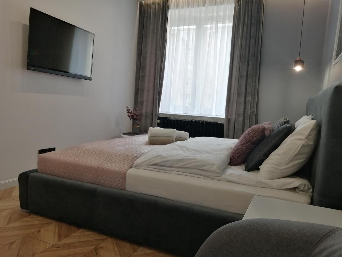 Apartament Lucy - Scisle Centrum Czestochowy Ченстохова Экстерьер фото