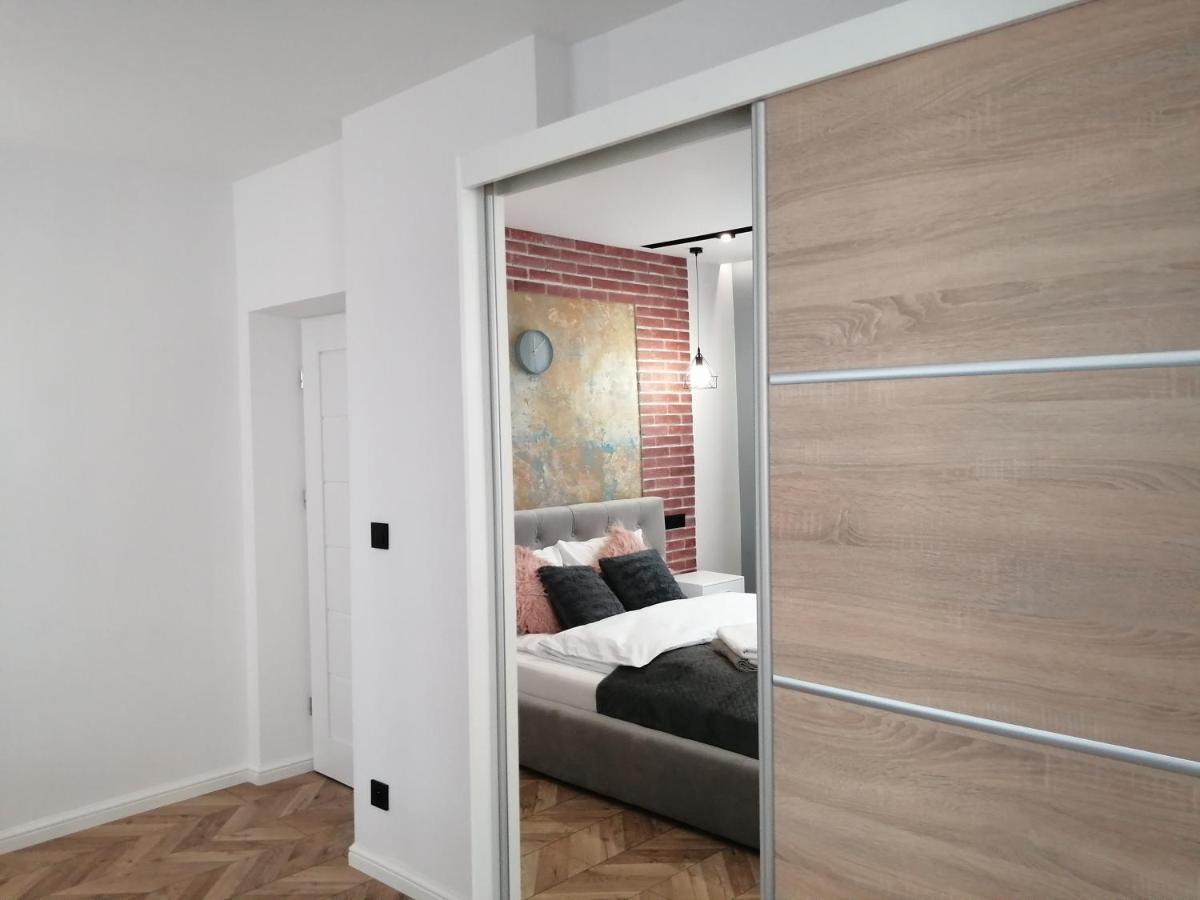 Apartament Lucy - Scisle Centrum Czestochowy Ченстохова Экстерьер фото